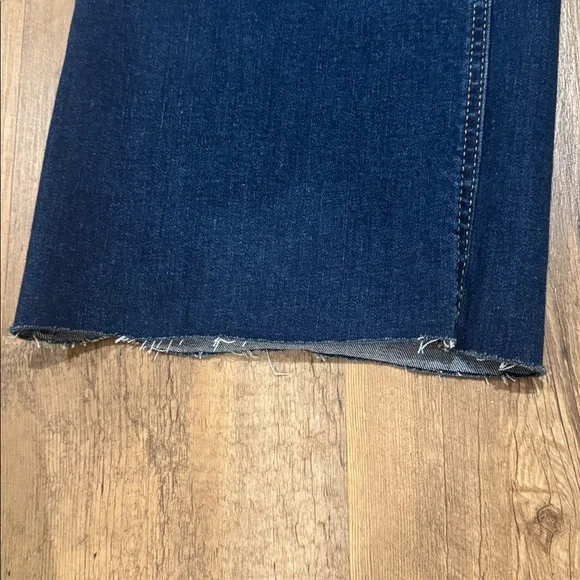 Wide-Leg Dark Blue Jeans - Picture 2 of 8